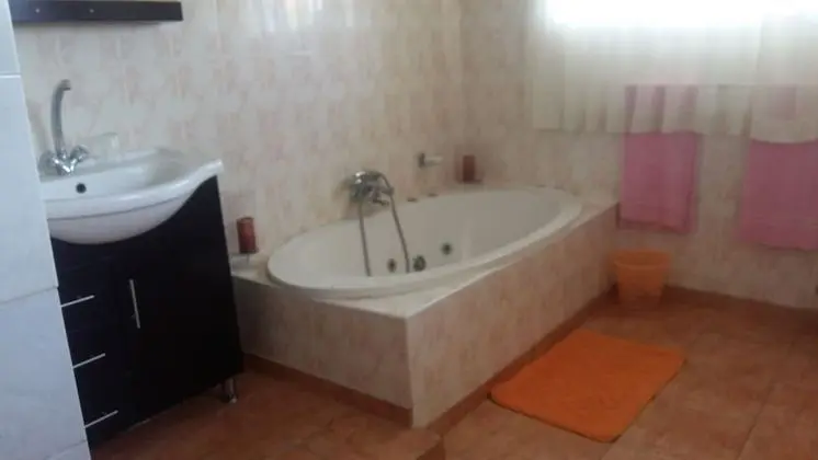 Executive Oda, 1 En Büyük (King) Boy Yatak, Bahçe Manzaralı