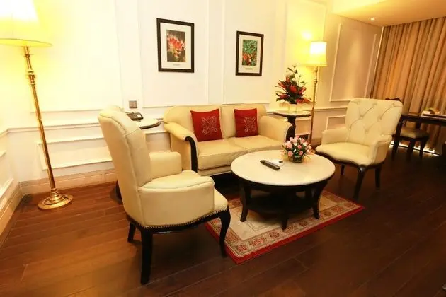 Executive Suite