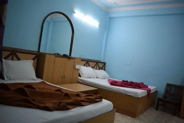 Basic Üç Kişilik Oda