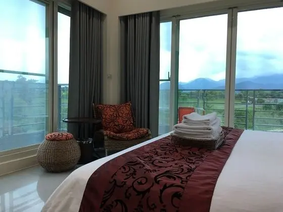 Tek Büyük Yataklı Oda, Nehir Manzaralı (Shared Balcony, No.3)