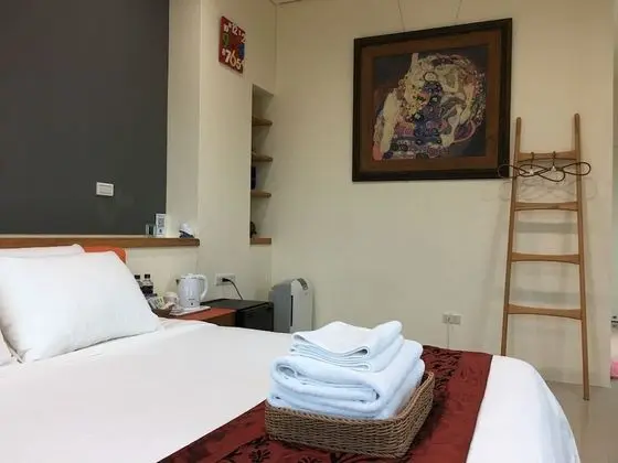 Tek Büyük Yataklı Oda, Nehir Manzaralı (Shared Balcony, No.3)