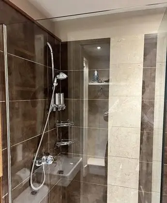 Economy Tek Büyük Yataklı Oda, Banyolu/Duşlu