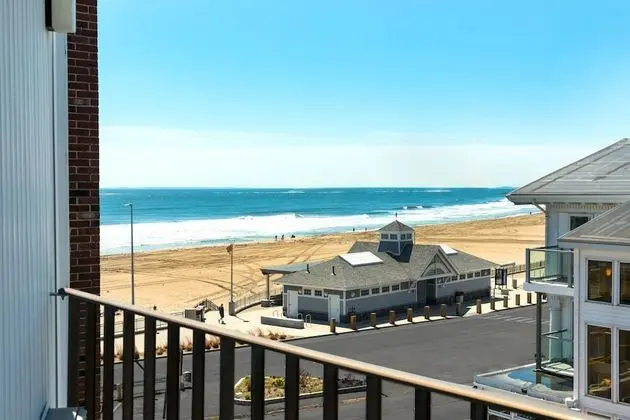 Deluxe 2 Queen Bedded Room, Side Balcony