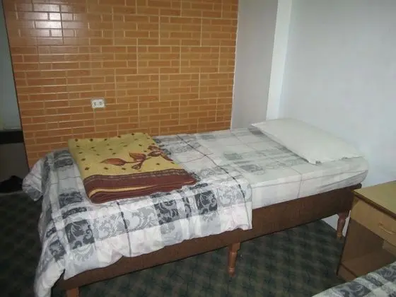 Standard Üç Kişilik Oda