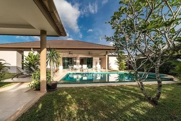 Four Bedrooms Private Pool Villa