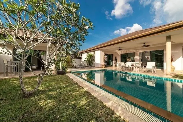 Four Bedrooms Private Pool Villa