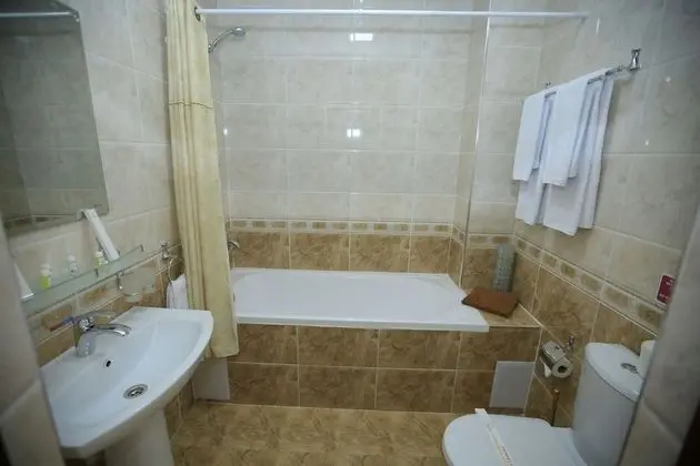 Deluxe Tek Büyük veya İki Ayrı Yataklı Oda