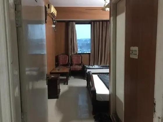 Deluxe Üç Kişilik Oda