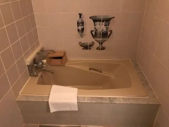 Üç Kişilik Oda
