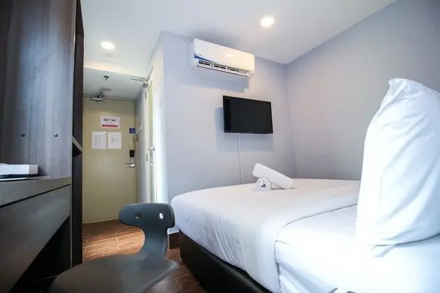 Deluxe Tek Büyük Yataklı Oda, 1 Büyük (Queen) Boy Yatak, Banyolu/Duşlu, Şehir Manzaralı