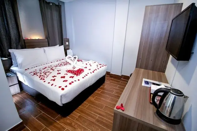 Premier Tek Büyük Yataklı Oda, 1 Büyük (Queen) Boy Yatak, Banyolu/Duşlu, Şehir Manzaralı