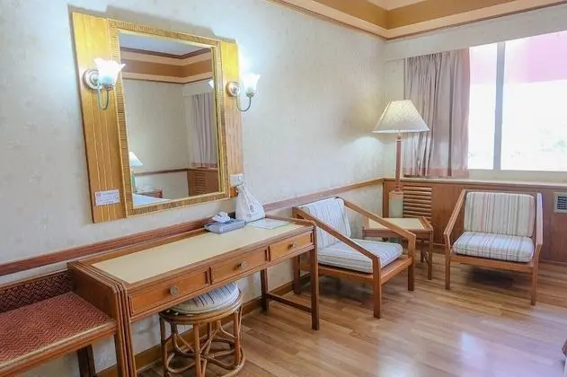Standard Room, Double Bed, Golf View