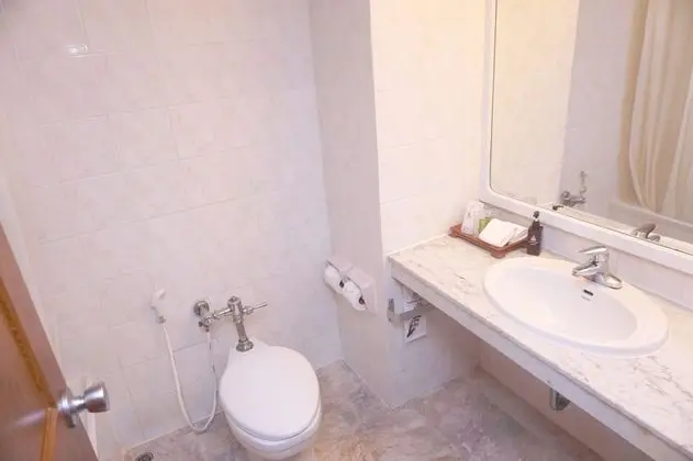 Standard Room, Double Bed, Golf View