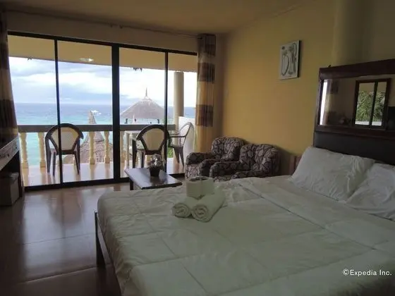 Dolphin watch rooms