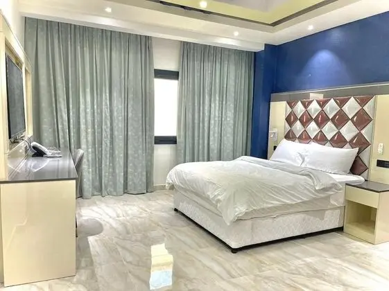 Standard Tek Kişilik Oda, 1 Büyük (Queen) Boy Yatak, Sigara İçilebilir, Şehir Manzaralı