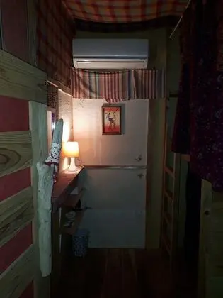 Ortak Ranzalı Oda, Sadece kadınlar için