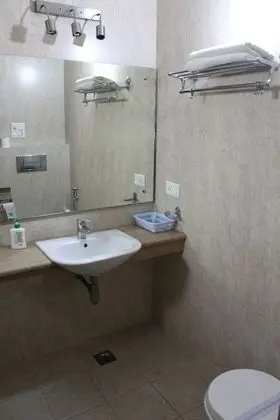 Deluxe Tek Büyük Yataklı Oda, 1 En Büyük (King) Boy Yatak, Sigara İçilebilir, Şehir Manzaralı