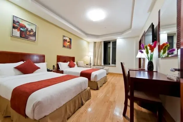 Deluxe Tek Büyük Yataklı Oda, 2 Çift Kişilik Yatak