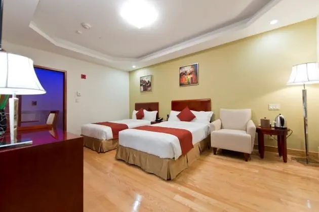 Deluxe Tek Büyük Yataklı Oda, 2 Çift Kişilik Yatak