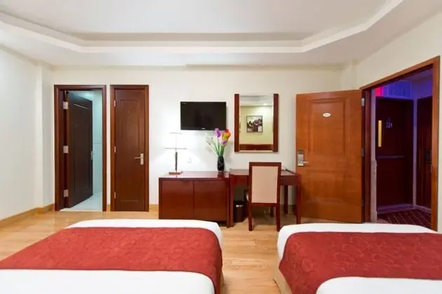 Deluxe Tek Büyük Yataklı Oda, 2 Çift Kişilik Yatak