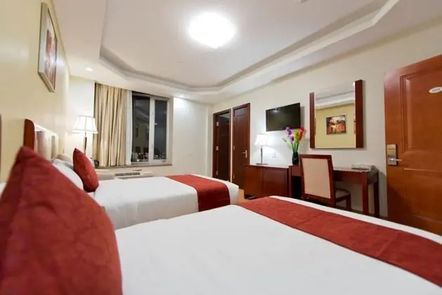 Deluxe Tek Büyük Yataklı Oda, 2 Çift Kişilik Yatak
