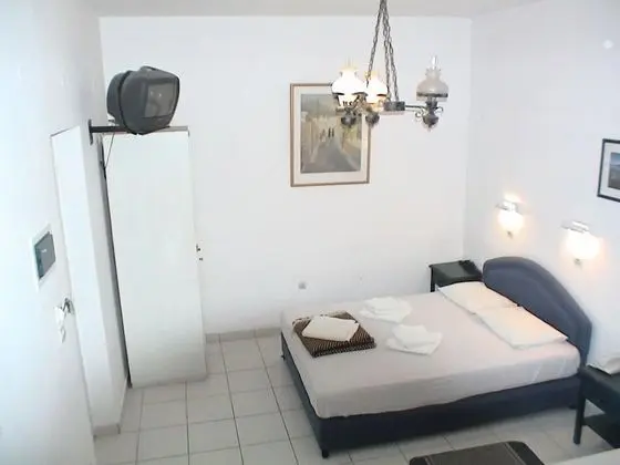 Tek Büyük Yataklı Oda