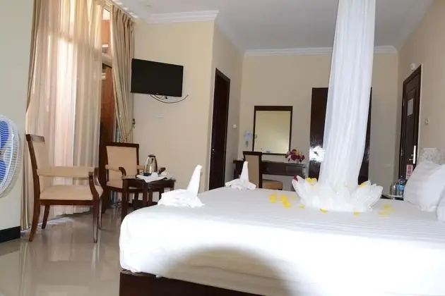 Standard Tek Büyük Yataklı Oda