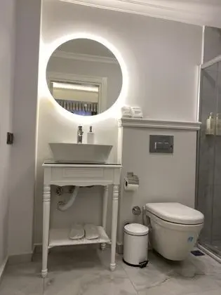 Deluxe Oda, Göl Manzaralı, Balkonlu