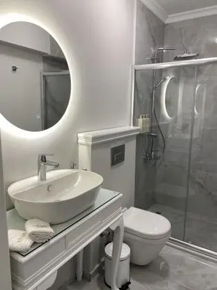 Deluxe Oda, Göl Manzaralı, Balkonlu