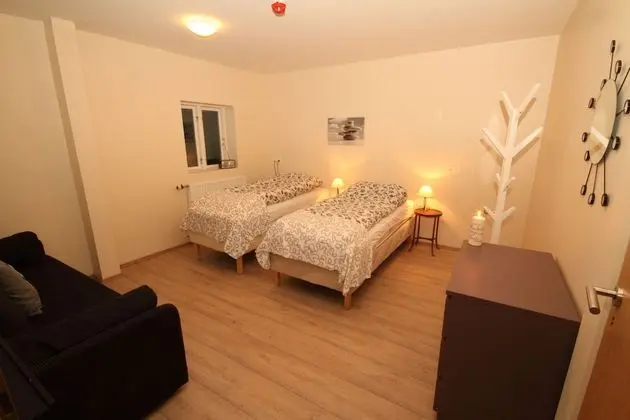 Basic Üç Kişilik Oda, Ortak Banyo, Şehir Manzaralı