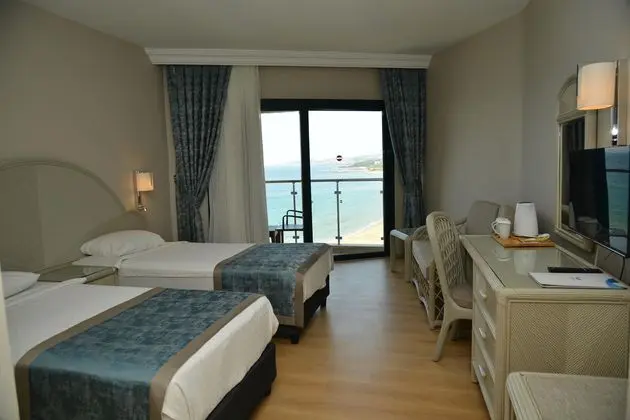 https://images.etstur.com/imgproxy/resize/2560x1440/files/images/hotelImages/etsrooms/824/Aska_Just_In_Beach_20250806101350_0.JPG