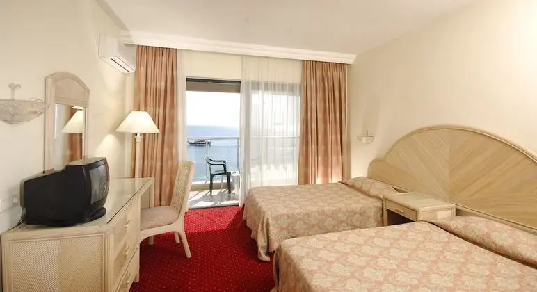 Annex Room