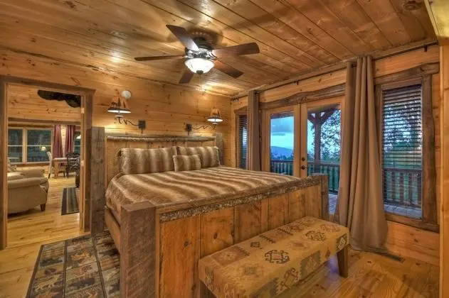 Kulübe (Aska Ridge Lodge)