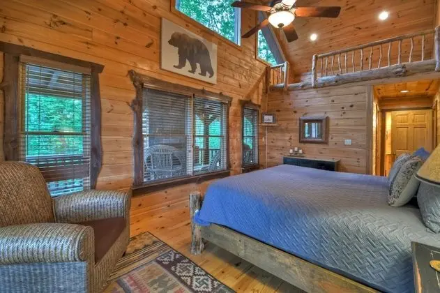 Kulübe (Aska Ridge Lodge)