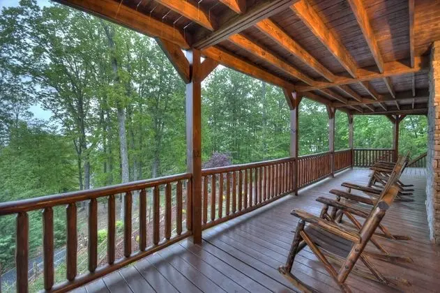 Kulübe (Aska Ridge Lodge)