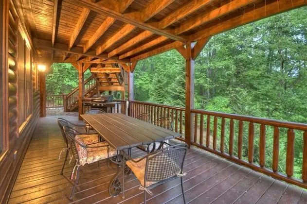 Kulübe (Aska Ridge Lodge)