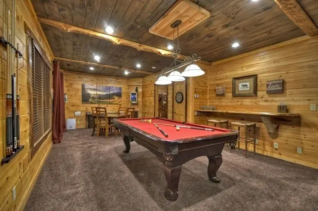 Kulübe (Aska Ridge Lodge)