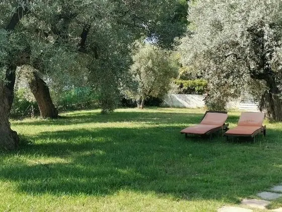 Grand Tek Büyük Yataklı Oda