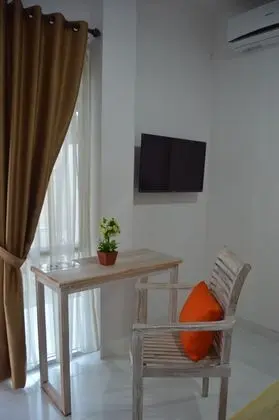 Deluxe Oda, Sigara İçilmez