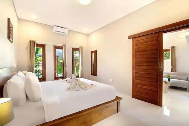 Villa, Kişiye Özel Havuzlu, Havuz Manzaralı