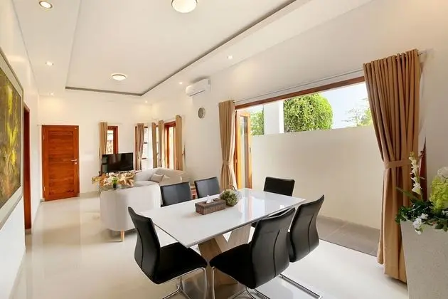 Villa, Kişiye Özel Havuzlu, Havuz Manzaralı