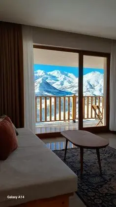 Deluxe Oda,Dağ Manzaralı,Balkonlu