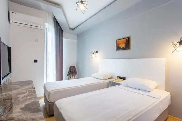 Standart Oda - İki Ayrı Yataklı, Balkonlu