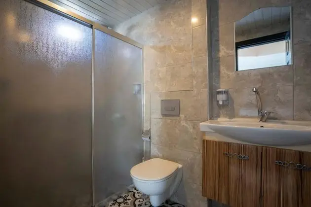Standart Oda, Sokak Manzaralı, Balkonlu