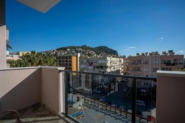 Standart Twin Oda, Sokak Manzaralı, Balkonlu