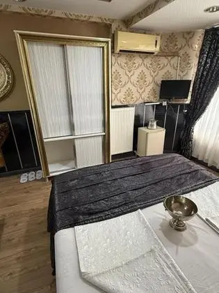 Triple, Şehir Manzaralı