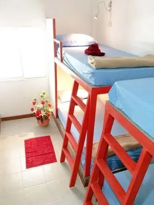 Dorm Room 6 Persons