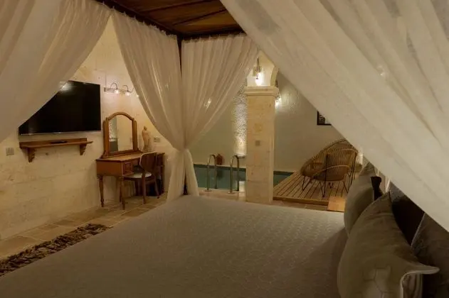 Romance Suite, Hamamlı