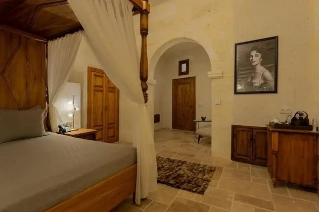 Romance Suite, Hamamlı