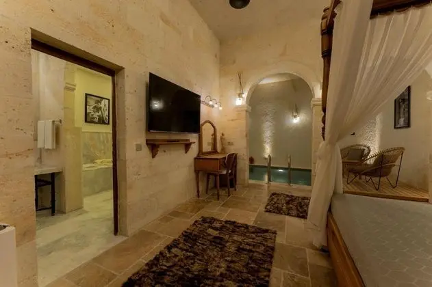 Romance Suite, Hamamlı